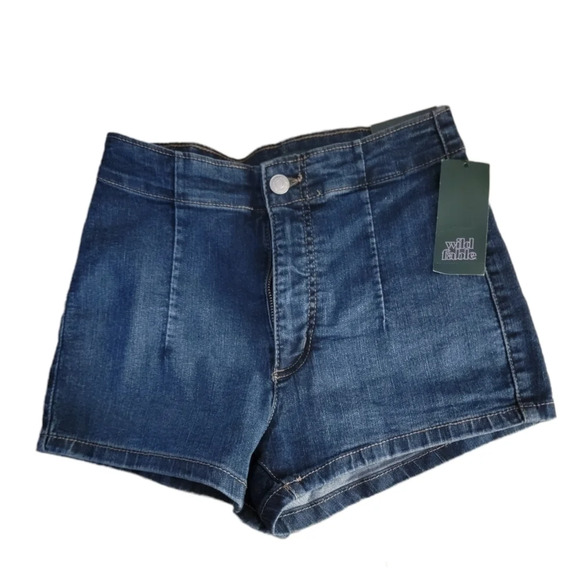 Shorts - Picture 1 of 2